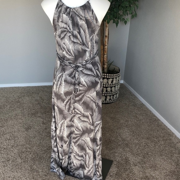 Gap Women’s Printed Paneled Maxi Dress Grey Print - Picture 5 of 12